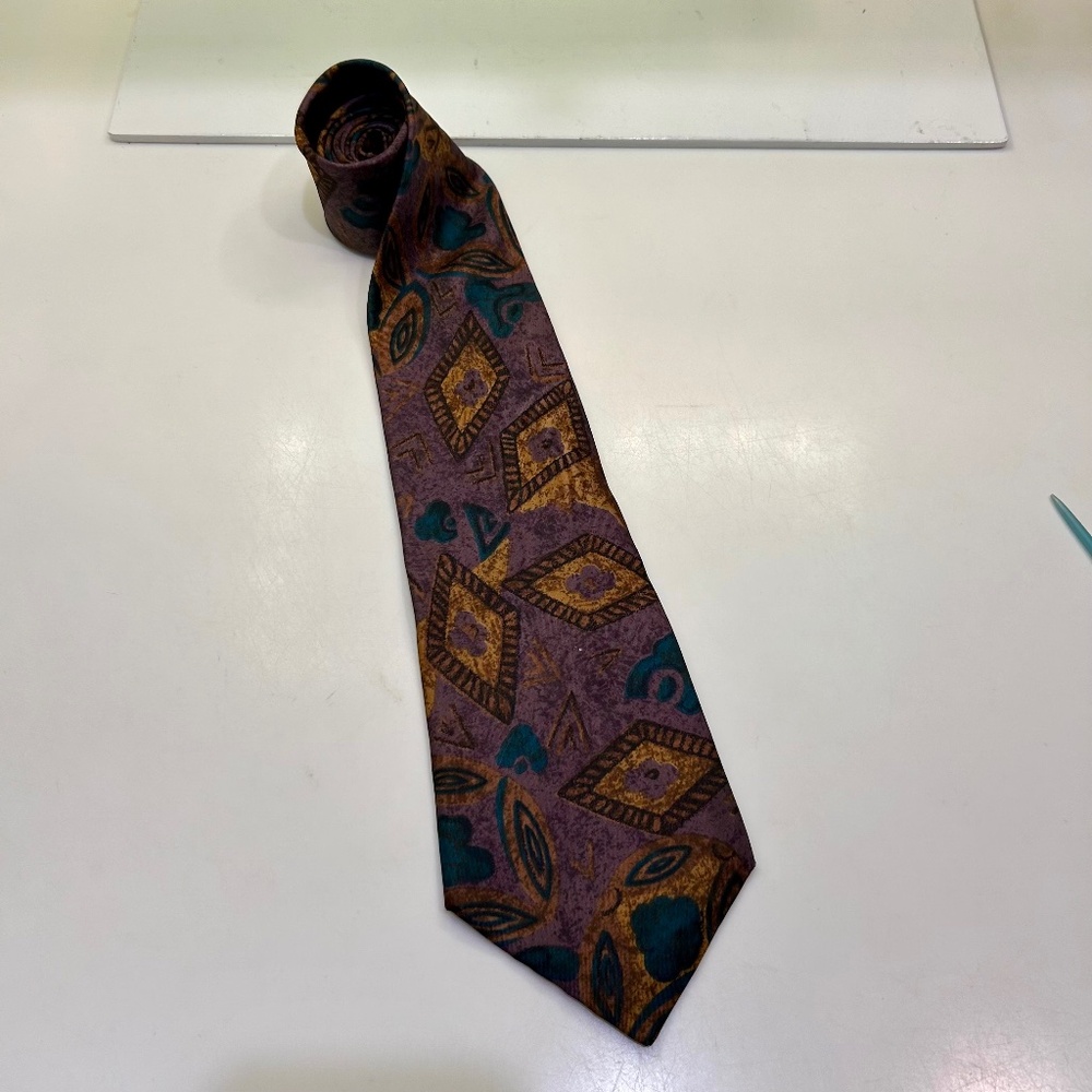 Men's Vintage 100% Silk Necktie Hand Sewn By Fraser Thompson for Lourie’s